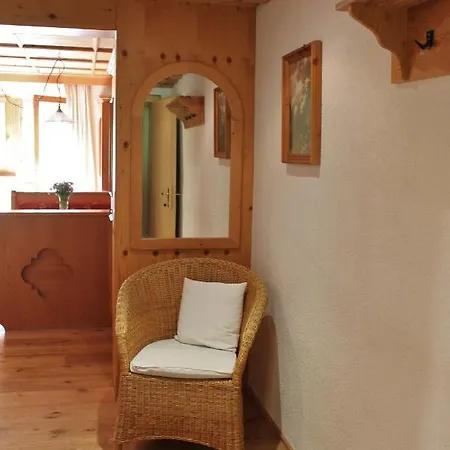 Haus Schoenblick 公寓 *