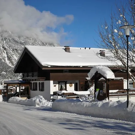 Haus Schoenblick *